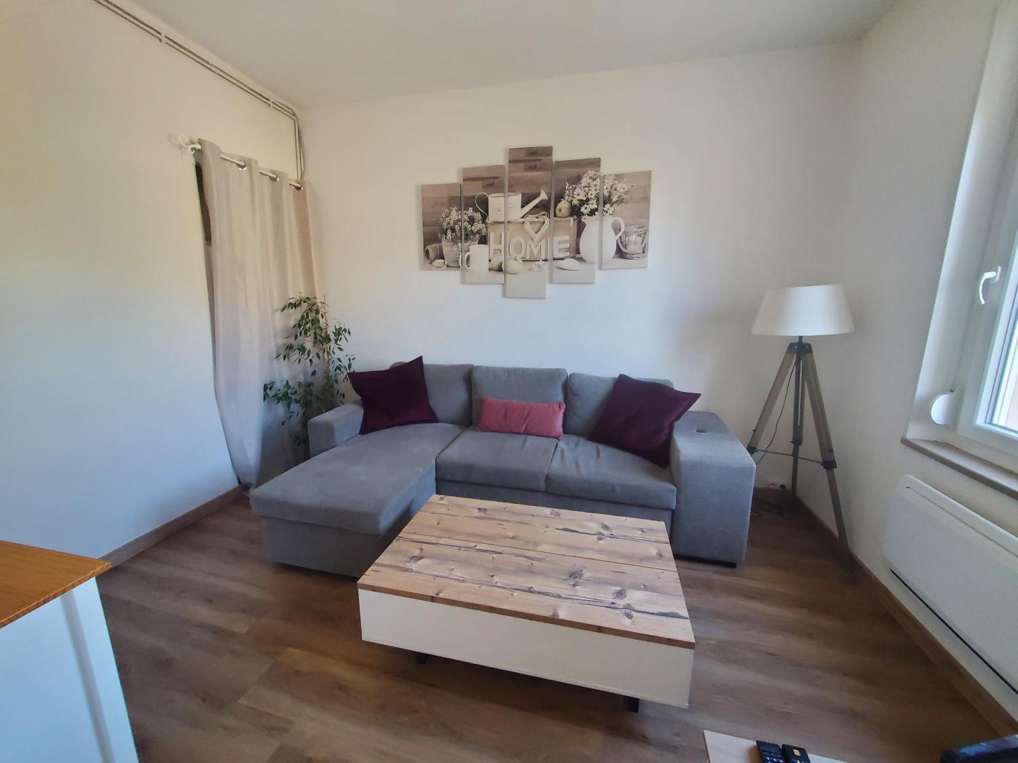 Neuves-Maisons Appartement Lumineux En Centre-Ville מראה חיצוני תמונה